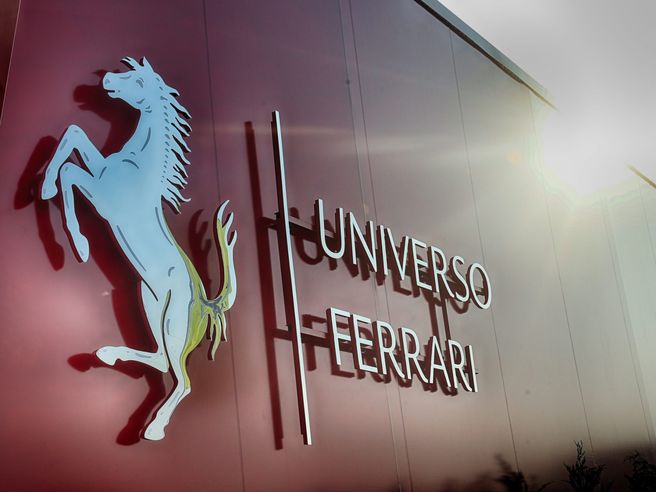 Ferrari presenta guidance 2021: ricavi attesi a 4,3 mld di euro