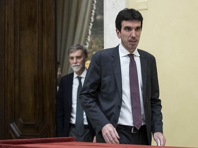 Martina: Pd deve provare a fare un governo, Il paese rischia derive pericolose