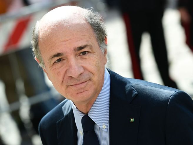 Passera (Illimity) fa il tifo per operazione Mps-UniCredit: Italia sa creare banche di statura europea, Intesa lo dimostra