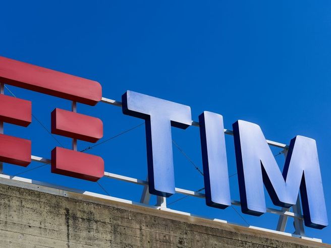Tim: soci approvano bilancio 2021, Pietro Labriola confermato AD fino al 2023