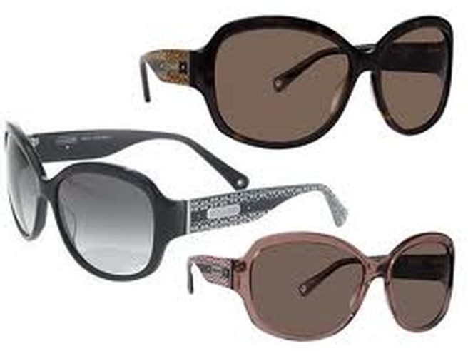 Luxottica: entra nel vivo l’affare Salmoiraghi & Viganò, titolo debole a Piazza Affari