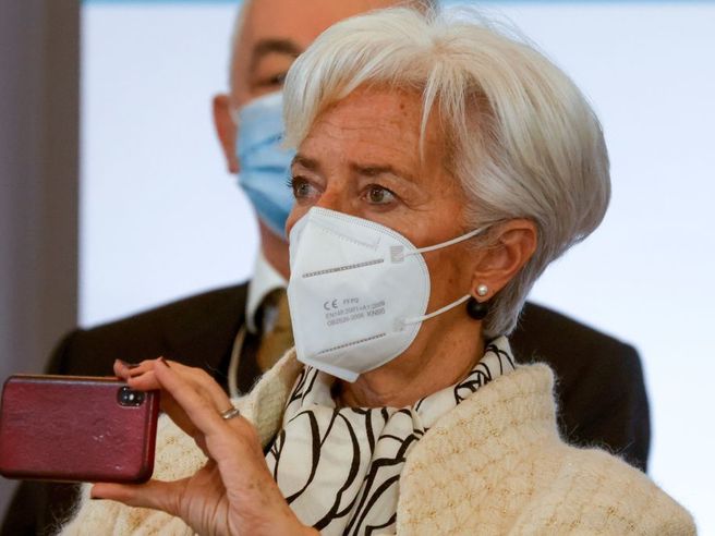 I capi della BCE investono in modo sostenibile? Ecco il loro score ESG