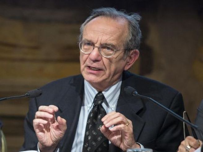 Pil: Padoan, nessuna manovra per il 2014. Continuare con riforme