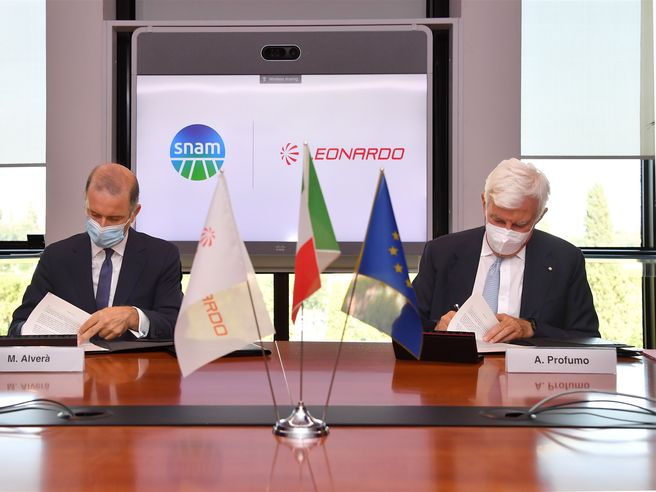 Leonardo e Snam insieme per innovazione e sicurezza industria energetica e sviluppo economia idrogeno