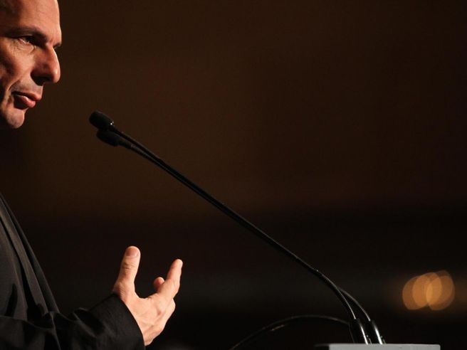 Grecia: Varoufakis, non c’è accordo su avanzo primario 2015