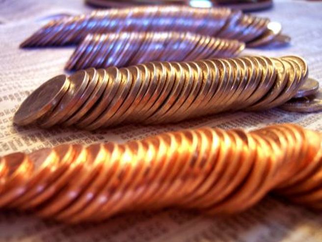 Focus Bce: banche potrebbero far ricadere su risparmiatori i costi dei tassi negativi sui depositi
