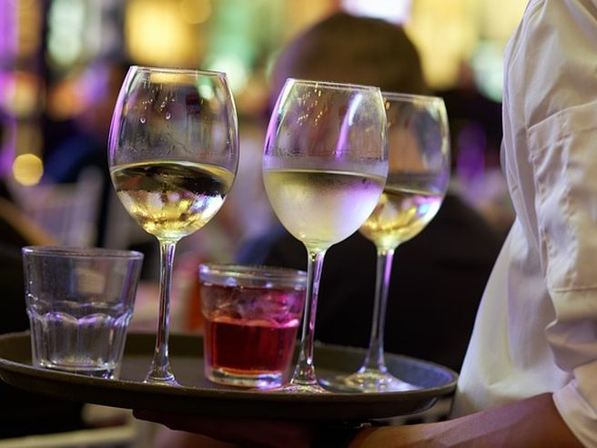 Bar e ristoranti: il peso dell’affitto è triplicato nel post lockdown. Fipe, incentivi fiscali a chi riduce i canoni