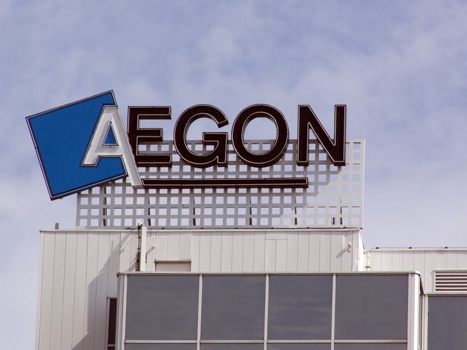 Aegon: volumi in aumento ma calma piatta. Price action pronta a scegliere direzione?