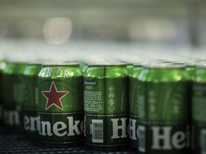 Heineken: il Ceo Dolf van den Brink lascia dopo sei anni