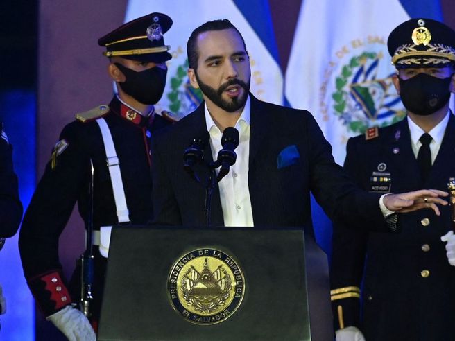 El Salvador diventa il primo paese al mondo a dare corso legale al Bitcoin