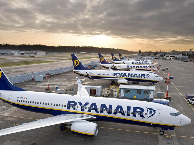 Ryanair: nuovo sciopero dei piloti in Germania, oggi almeno 150 voli a terra