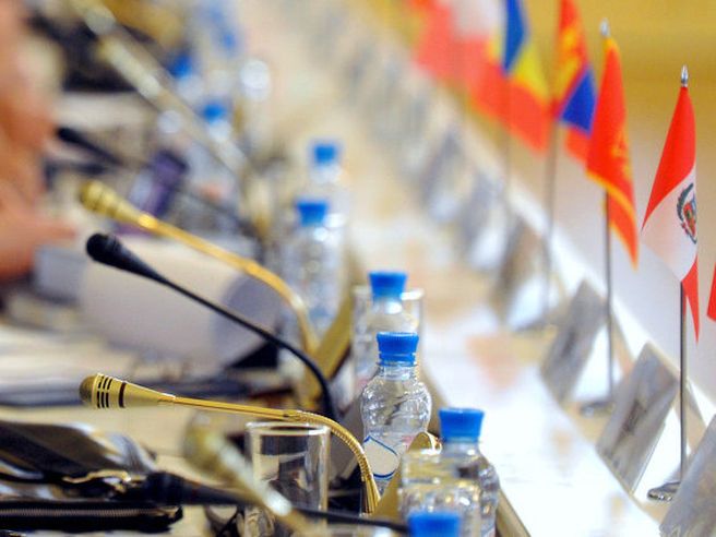 G20: oggi Russia assume presidenza di turno. Vertice previsto 5/6 settembre ’13