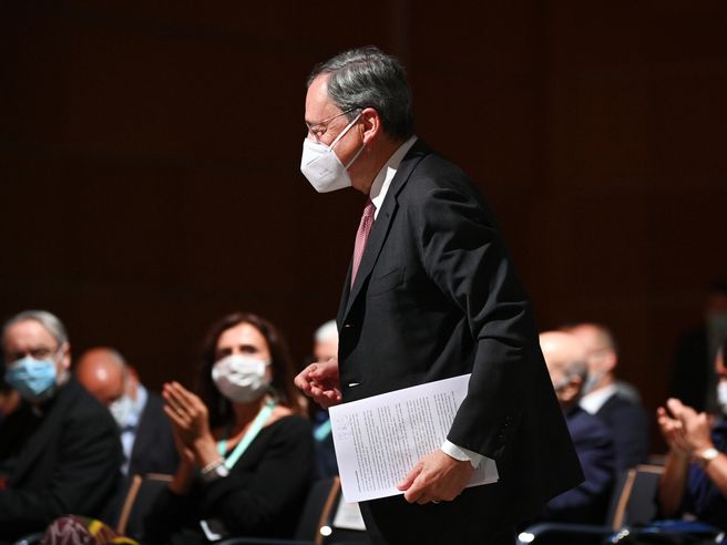 Fisco, Draghi: non è buona idea cambiare tasse una alla volta, lanciare revisione profonda dell’Irpef’