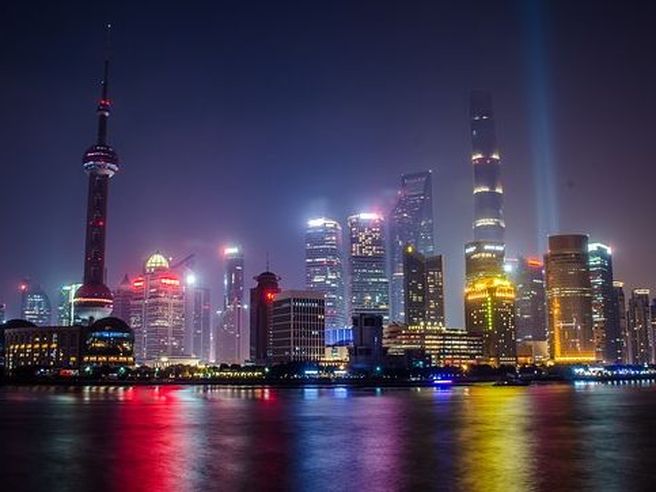 PIL Cina: crescita in linea con le attese ma i dubbi permangono