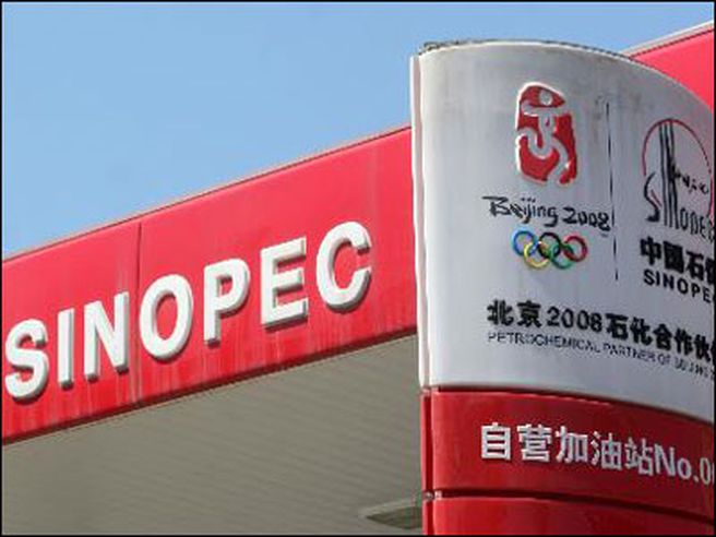 Sinopec: -35% per gli utili del Q1, segno più per i ricavi
