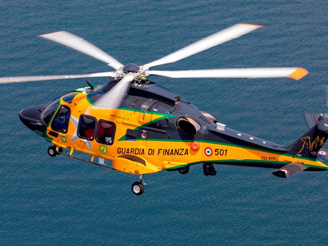 Leonardo: presenta nuovi sviluppi elicottero a pilotaggio remoto AWHero