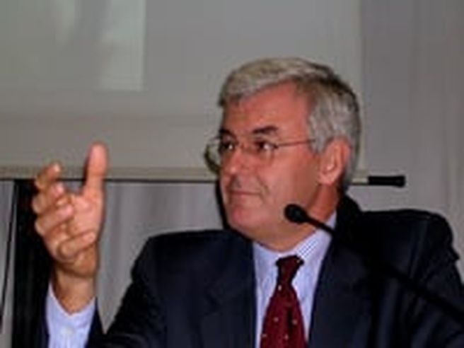 Montepaschi: Profumo, servono nuovi soci e la loro bandiera non conta nulla (Panorama)