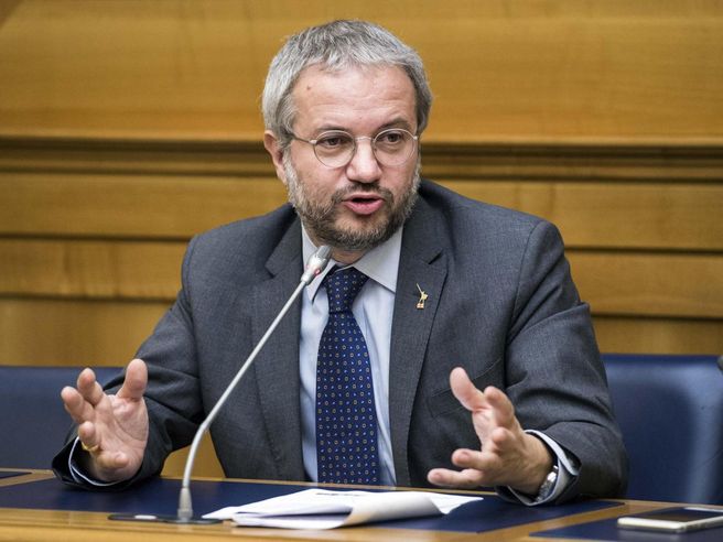 Oro Bankitalia, Reuters parla di bozza Lega per consentire vendita con legge costituzionale