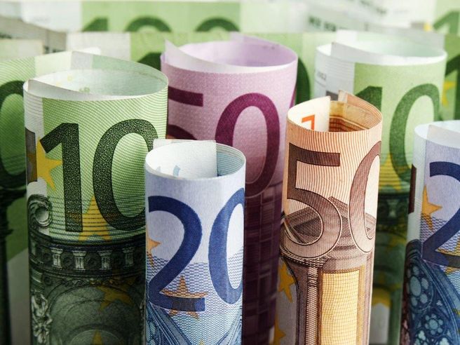Forex: euro piomba ai nuovi minimi a 11 anni a ridosso di soglia 1,15 $