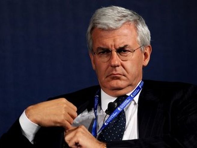 Mps: Profumo, con strumenti finanziari si è cercato di coprire buchi