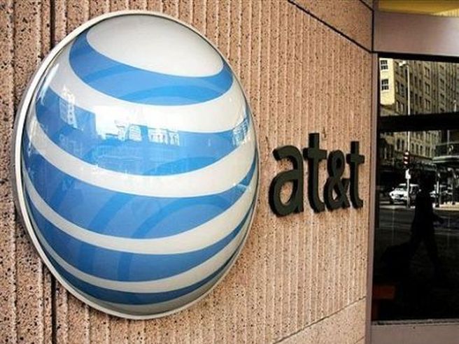 AT&T risponde a Obama: piano su regolamentazione internet minerebbe sviluppo del web