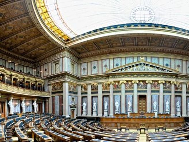 Austria: Standard Ethics riduce rating a “EE”