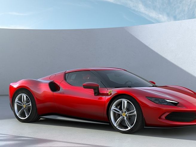 Ferrari presenta la 296 GTB, prima ibrida plug-in a trazione posteriore di Maranello