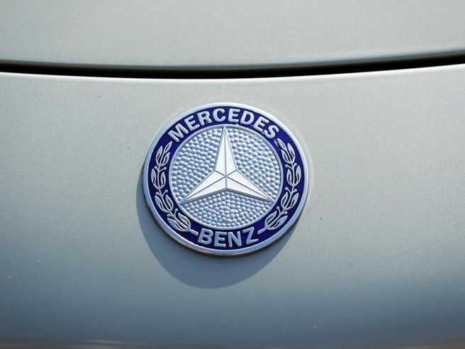 Mercedes-Benz riduce nuovamente l’obiettivo di profitto annuale