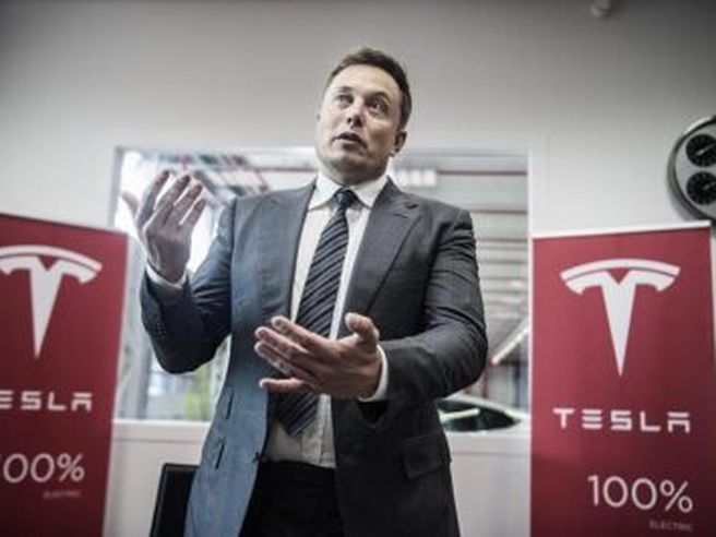 Elon Musk vende un’altra enorme fetta di azioni Tesla