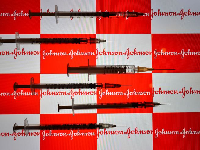 Johnson&Johnson: utili III trimestre migliori delle attese, fatturato +$502 milioni con vaccini anti-Covid