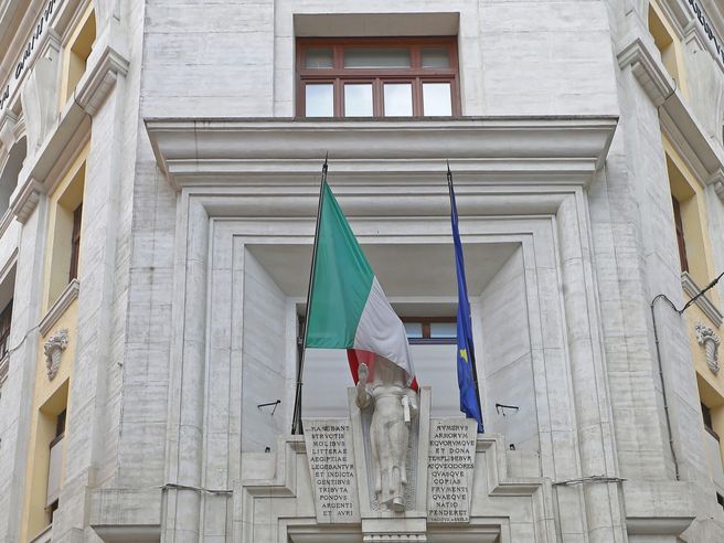 Istat, nota mensile: in Italia sia manifattura che costruzioni evidenziano segnali positivi