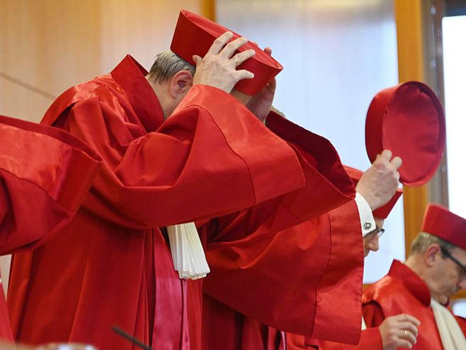 Corte Costituzionale tedesca: ‘il QE della Bce viola in parte Trattato su Ue’