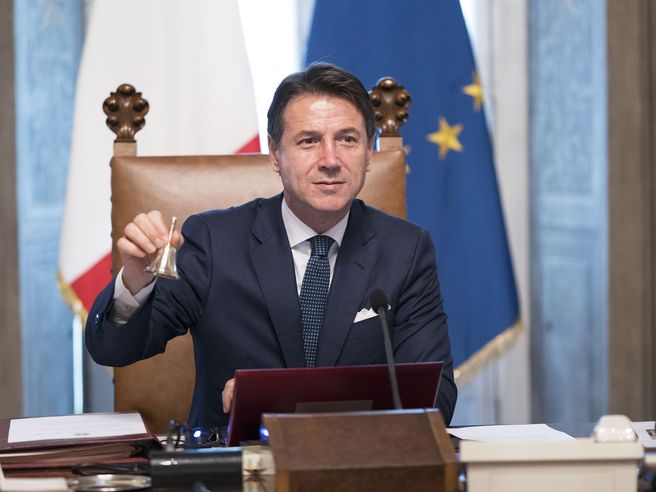 Conte: escludo qualsiasi patrimoniale, IVA sarebbe stato salasso da 542 euro
