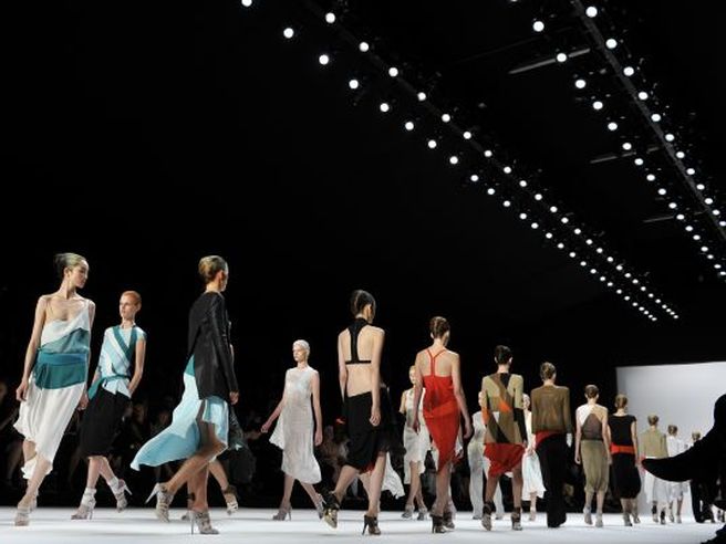 Ferragamo e Moncler in spolvero a Piazza Affari, conti Burberry sostengono settore moda in Borsa