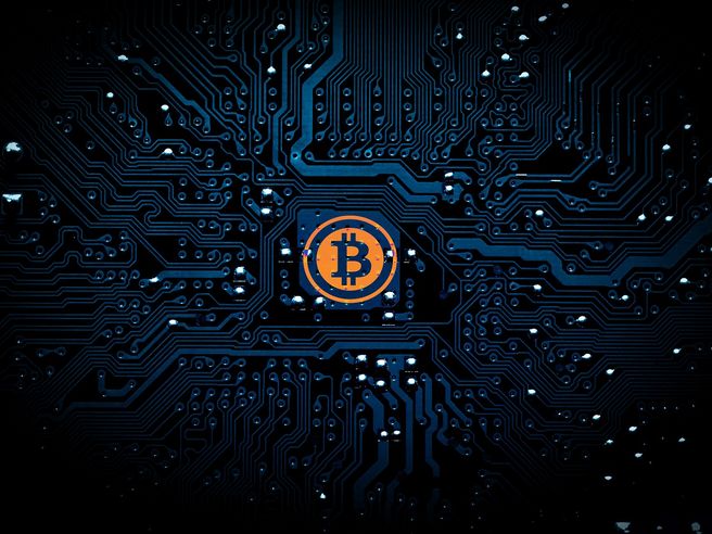 Bitcoin -10%, scivola sotto $10.000 per shock Sec