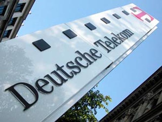 Deutsche Telekom: nel II trimestre utile stabile, ricavi +15%