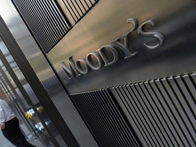 Moody’s conferma tripla AAA per Usa, outlook stabile ma minacciato da rischi conti pubblici