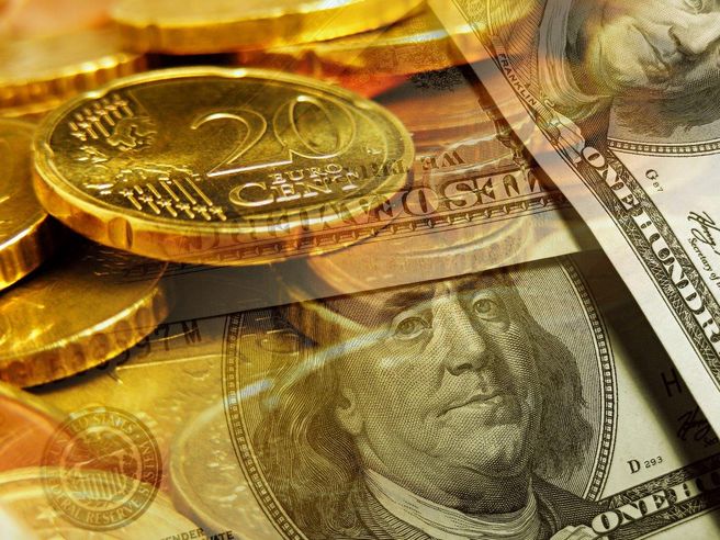 Forex: euro/$ vola oltre 1,35 dopo nulla di fatto della Fed