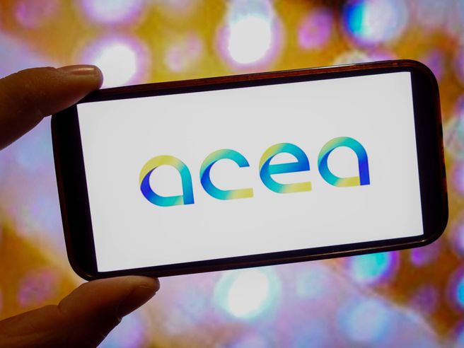 Suez cede il 4% della partecipazione in Acea