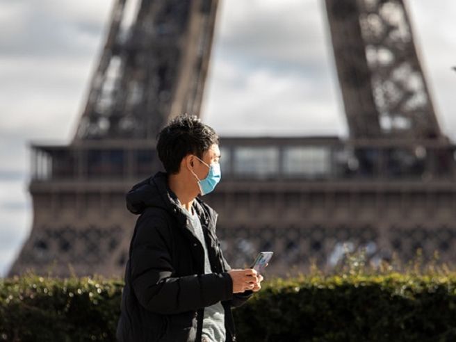 Mini-lockdown a Parigi, ma Borse non rallentano. Sul Ftse Mib rush di ENI e Telecom