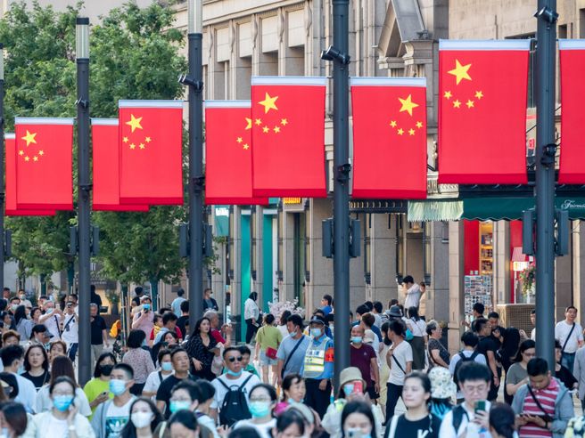 Cina: Pmi manifatturiero Caixin-Markit riagguanta fase di espansione a febbraio