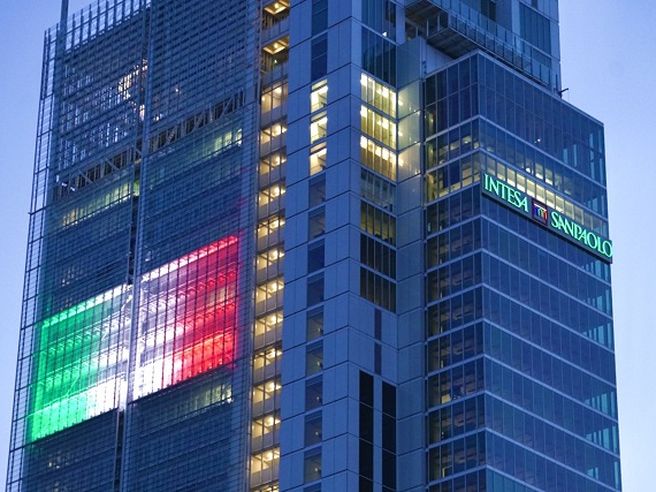 Intesa Sanpaolo e IBM stringono accordo per infrastrutture tecnologiche innovative