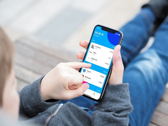 Revolut lancia Revolut Junior in Italia, l’app per genitori e bambini da 7 a 17 anni