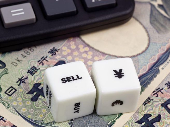 Borsa Tokyo +1,40%, focus su Bank of Japan: dollaro-yen schizza a quota 130 per prima volta in 20 anni