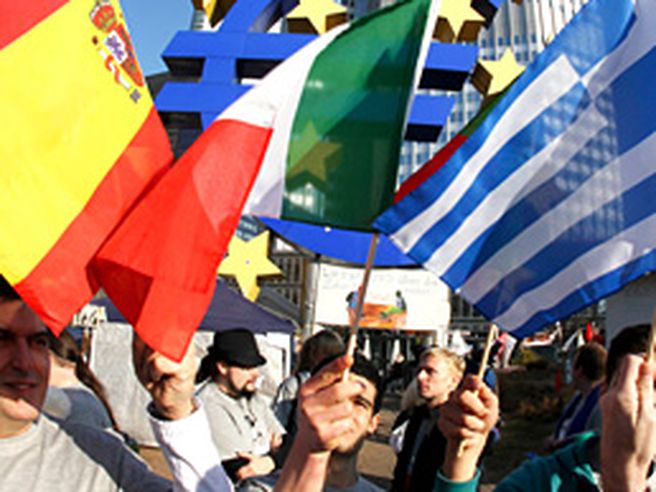 Euro, i Paesi periferici attraggono 100 miliardi di investimenti privati (Financial Times)
